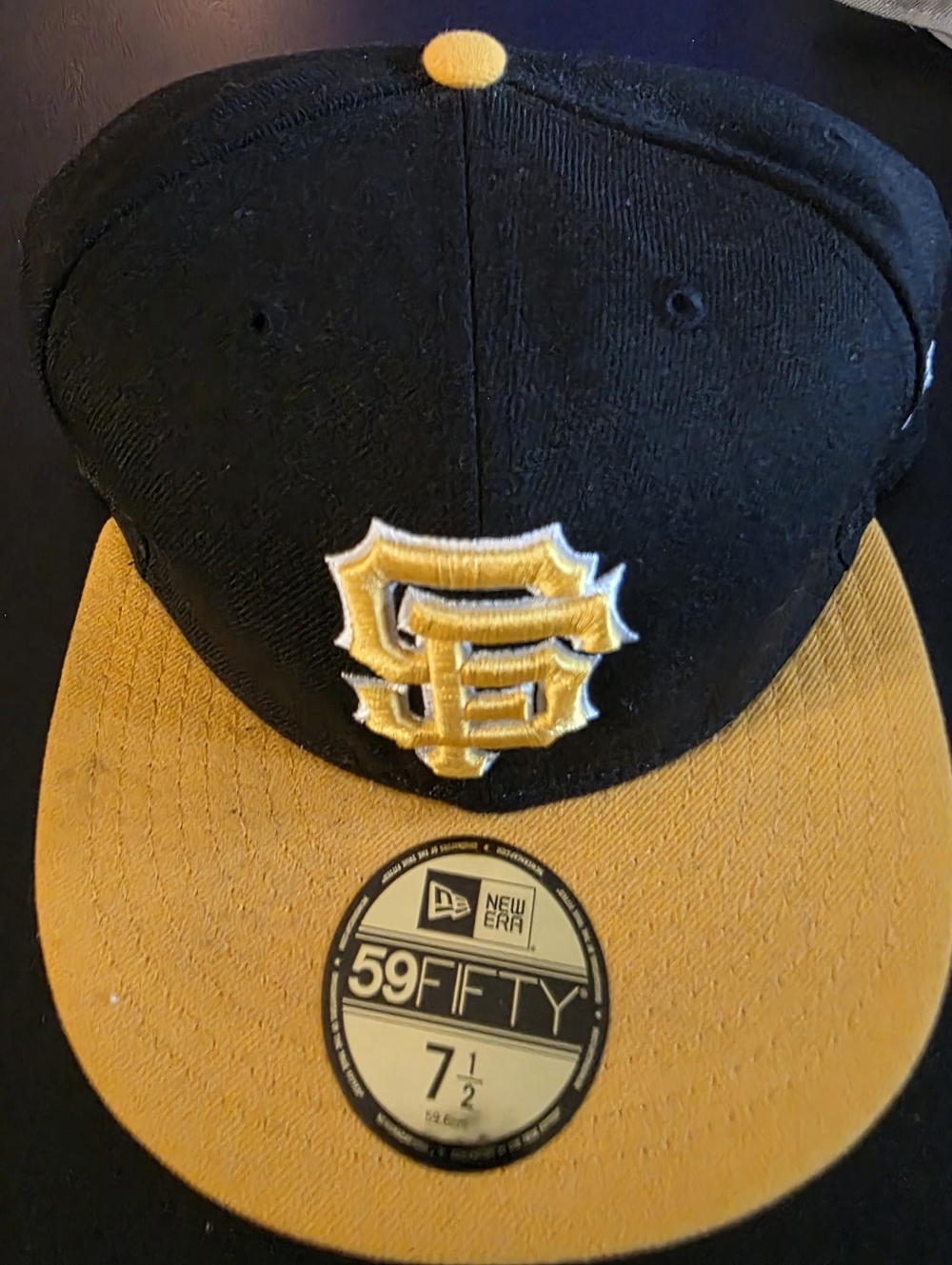 New Era 59FIFTY MLB San Francisco Giants fitted Mens Size 7 1/2 Yellow And Black